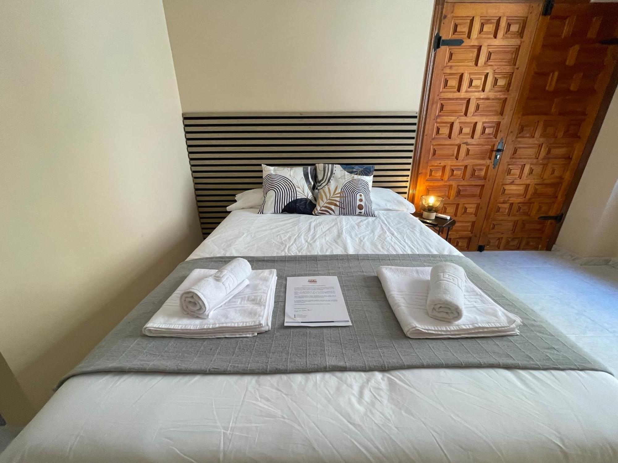 Jubilus Rooms Толедо Экстерьер фото