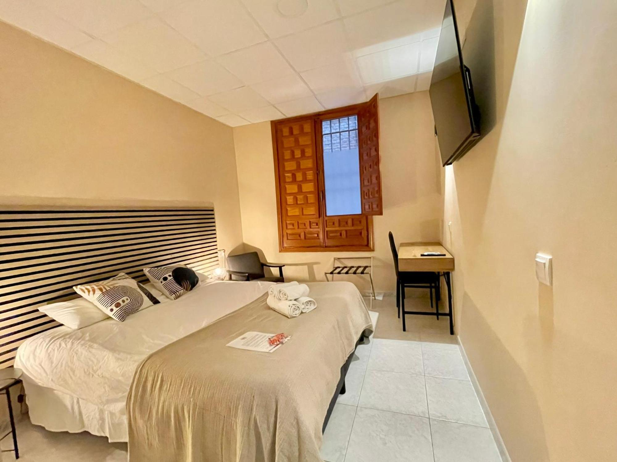 Jubilus Rooms Толедо Экстерьер фото