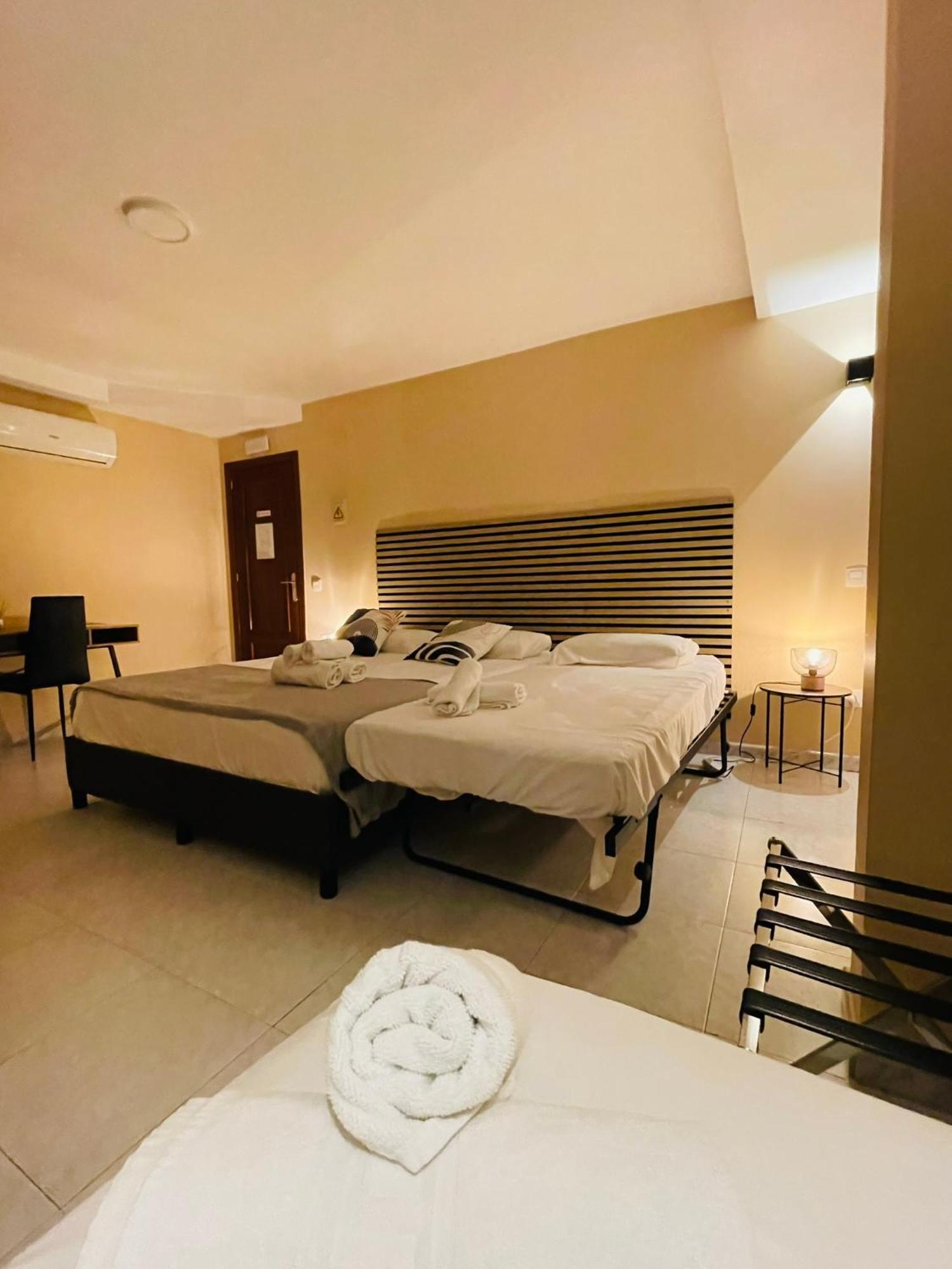 Jubilus Rooms Толедо Экстерьер фото